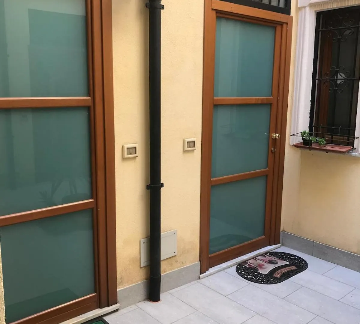 Nonno Antonio'S House Apartment Palermo